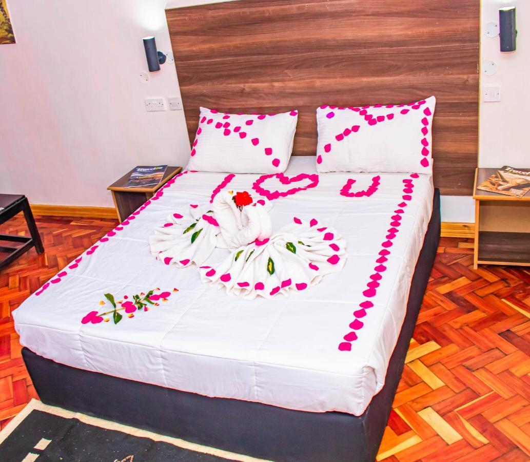 Anka Resort Naro Moru Екстер'єр фото